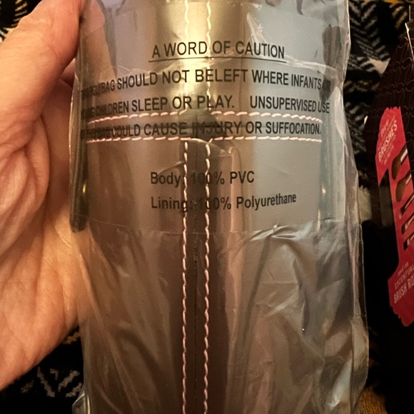 Brand new- Bare Escentual brushes in a case. - Picture 5 of 8